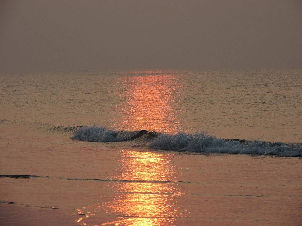 Morning sun-ray on sea at Tajpur