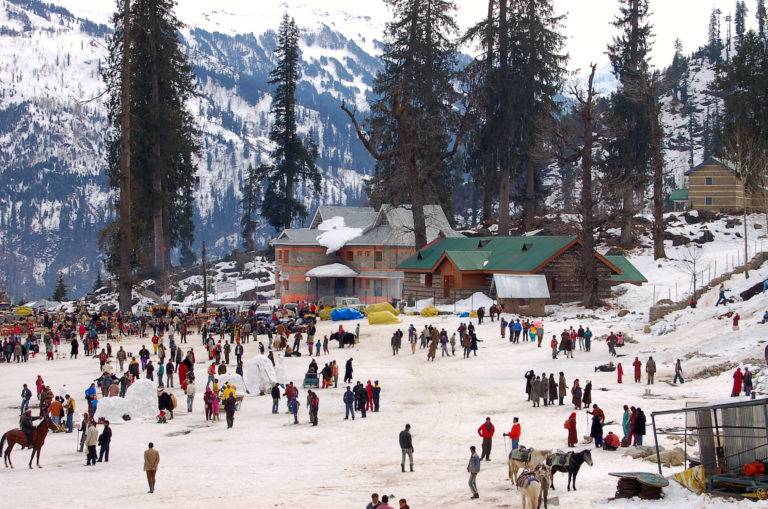 Winter sports at Solang Valley near Manali