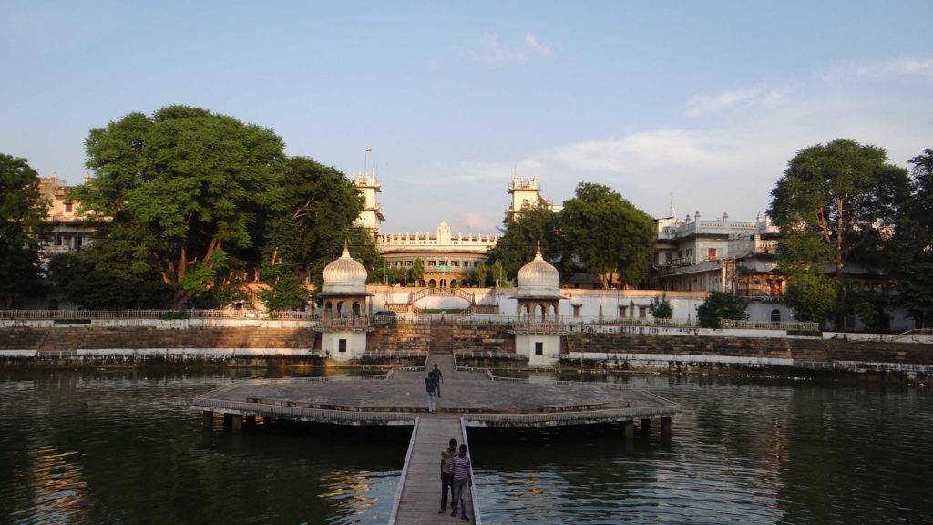 Moti Mahal and the large pond inside its compound
