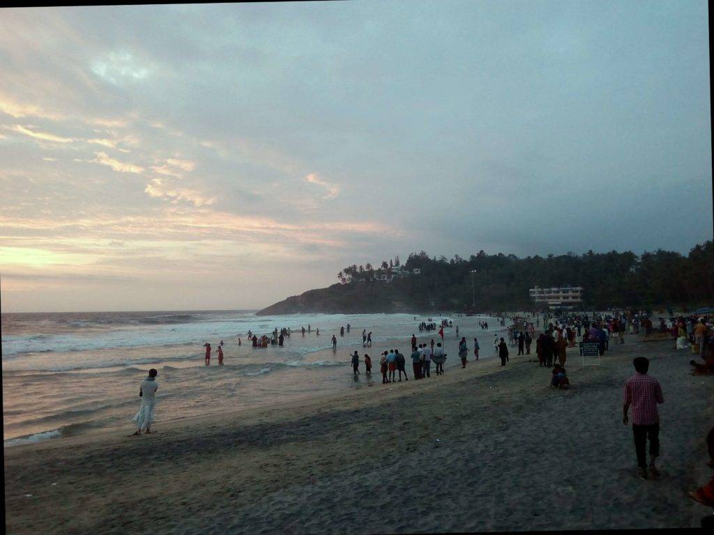 Tourists on the Hawah Beach