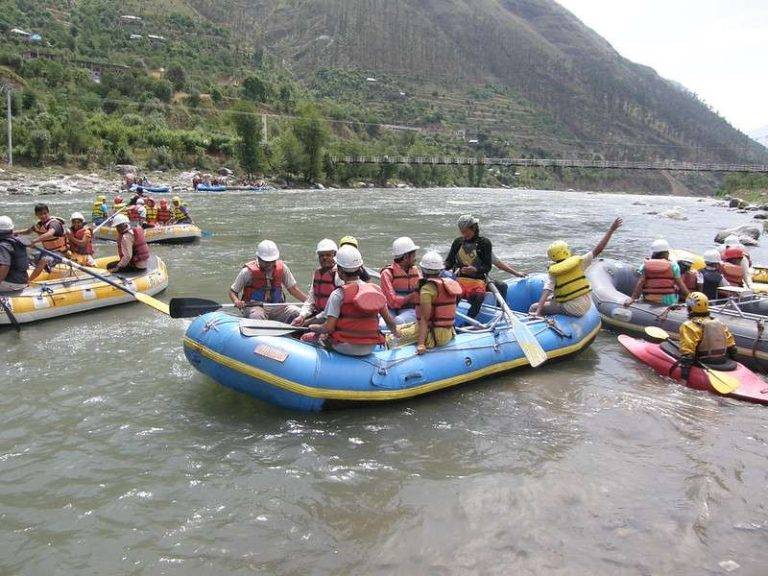 White Water Rafting in River Beas - manali - Himachal Pradesh