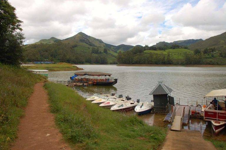 Boating at Munnar Lakes