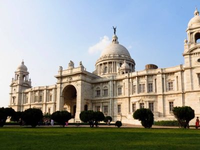 White marble building of Victoria Memorial at Kolkata