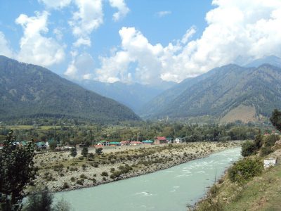 Leader River Flowing Through Pahalgam