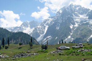 Snow Capped Mountains at Sonamarg