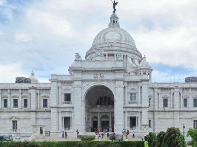 White marble structure of Victoria Memorial at Kolkata